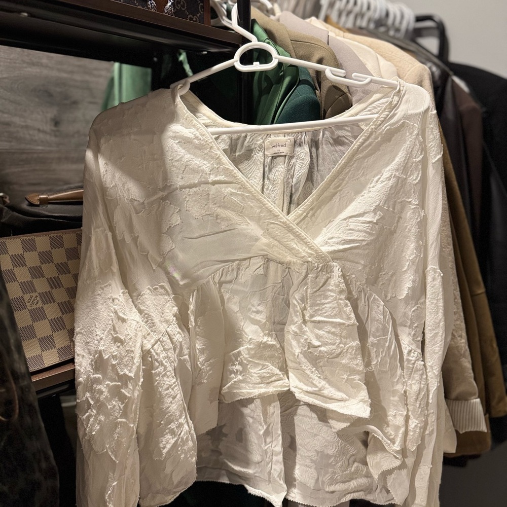 Wilfred Cream Textured Blouse